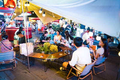 点亮南京夜经济 '还有生活·cheers微醺季'引领创新名城消费新活力